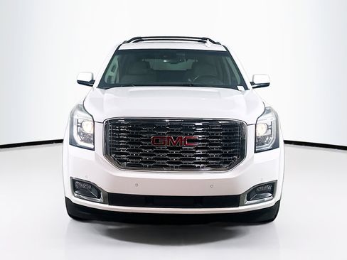 Used 2016 GMC Yukon SLT w/ Open Road Package AWD/4WD image 2