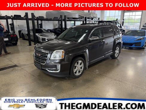 Used 2016 GMC Terrain SLT w/ Driver Alert Package I AWD/4WD image 1
