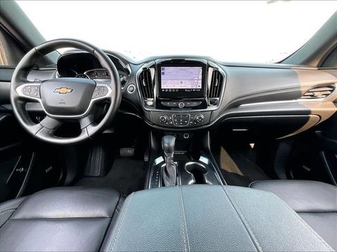 Used 2023 Chevrolet Traverse LT w/ LT Premium Package AWD/4WD image 22