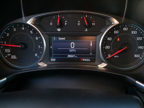 Used 2023 Chevrolet Equinox LT image 21