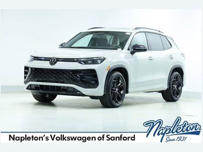 New 2026 Volkswagen Tiguan SE R-Line
