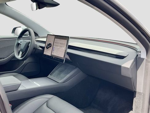 Used 2025 Tesla Model 3 Long Range RWD image 30