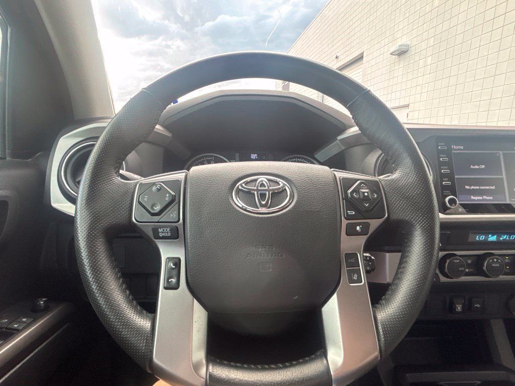 Used 2022 Toyota Tacoma SR5 RWD image 19