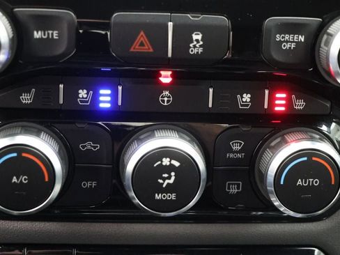 Used 2022 RAM 2500 Laramie image 33