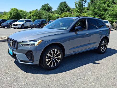 Certified 2024 Volvo XC60 B5 Core w/ Protection Package Premier AWD/4WD image 4