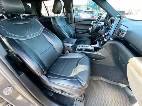 Used 2023 Ford Explorer ST w/ Equipment Group 401A image 29