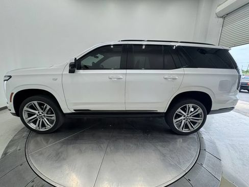 Used 2025 Cadillac Escalade Sport w/ Touring Package AWD/4WD image 16