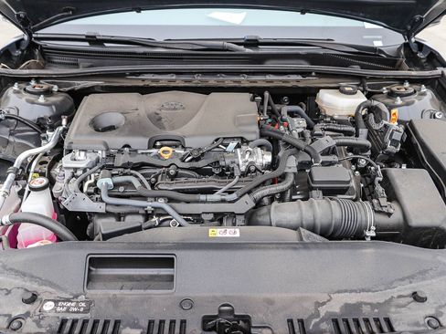 Certified 2025 Toyota Camry SE FWD image 27