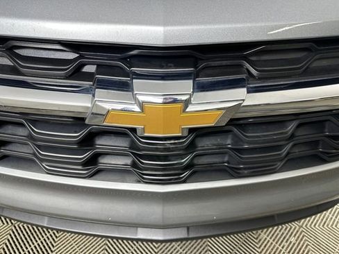 Used 2024 Chevrolet Trax LS w/ LS Convenience Package image 9