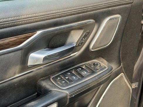 Used 2019 RAM 1500 Laramie image 10