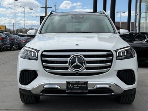 Used 2025 Mercedes-Benz GLS 450 4MATIC image 47