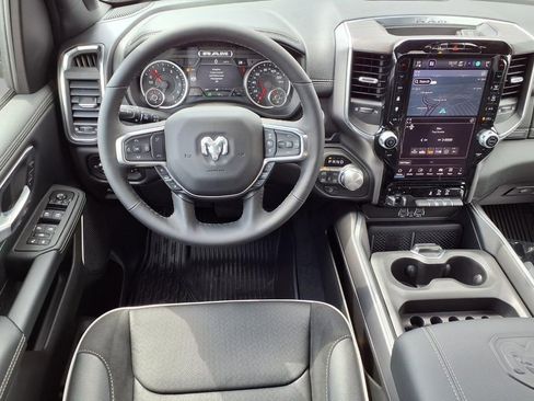 New 2026 RAM 1500 Laramie AWD/4WD image 4