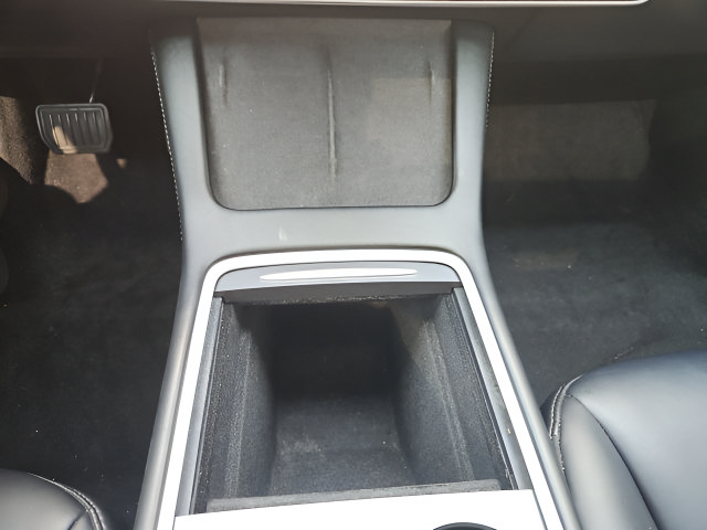 Used 2023 Tesla Model 3 Standard Range RWD image 35