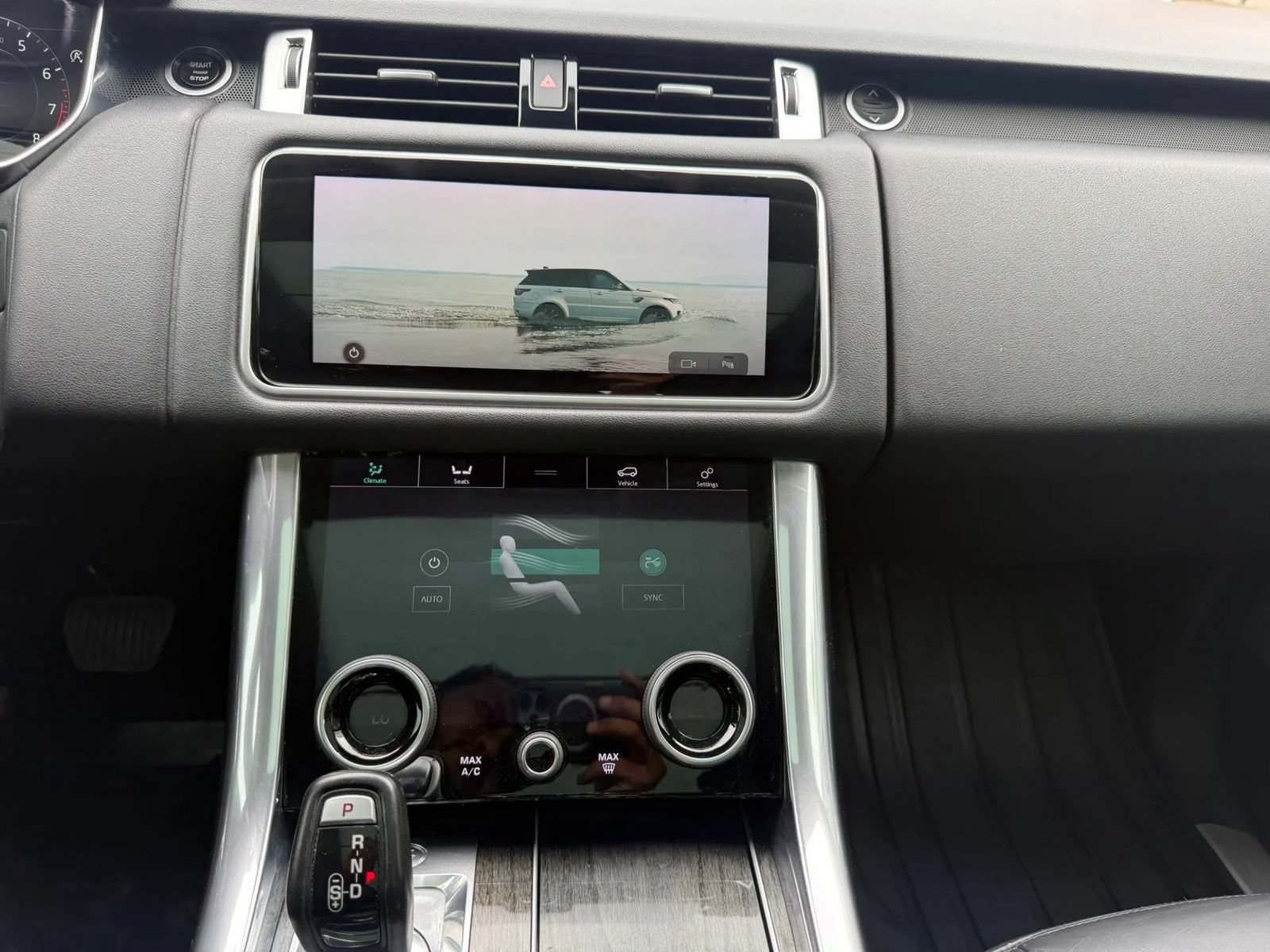 Used 2019 Land Rover Range Rover Sport HSE AWD/4WD image 26