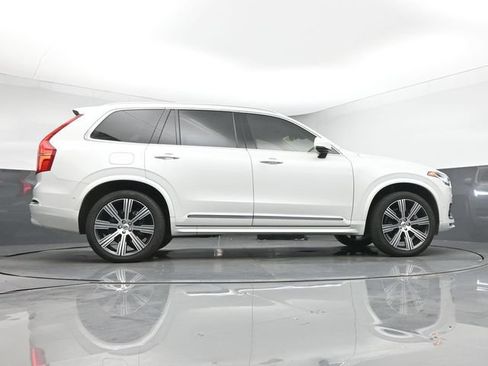 Used 2024 Volvo XC90 B6 Ultimate w/ Protection Package Premier AWD/4WD image 17
