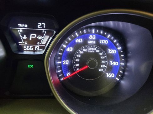 Used 2016 Hyundai Elantra SE w/ Option Group 02 FWD image 23