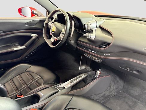 Used 2021 Ferrari F8 Tributo RWD image 30