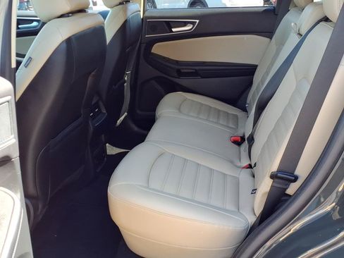 Certified 2024 Ford Edge SEL w/ Convenience Package AWD/4WD image 7