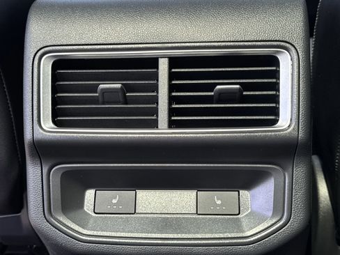 Used 2024 Volkswagen Atlas Cross Sport SEL Premium R-Line image 30