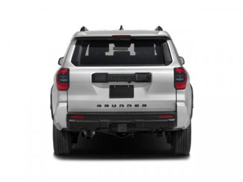 Used 2025 Toyota 4Runner SR5 AWD/4WD image 5