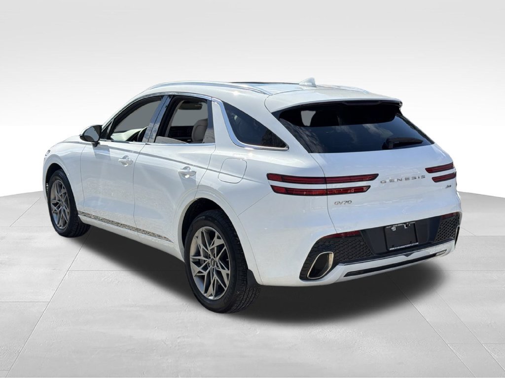 Used 2024 Genesis GV70 2.5T w/ Select Package AWD/4WD image 5