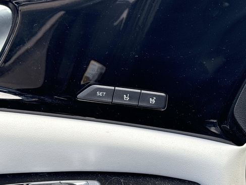 Used 2023 Kia Carnival SX FWD image 14