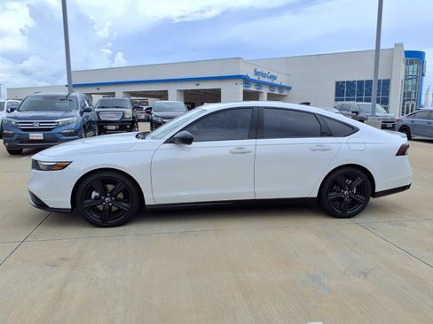 Used 2026 Honda Accord Sport image 3