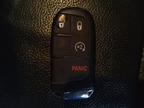 Used 2021 Jeep Compass Limited AWD/4WD image 32