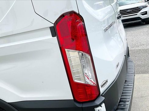 Used 2023 Ford Transit 250 Medium Roof AWD image 28