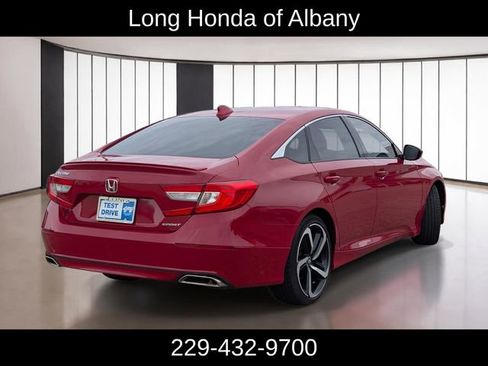 Used 2018 Honda Accord Sport image 6