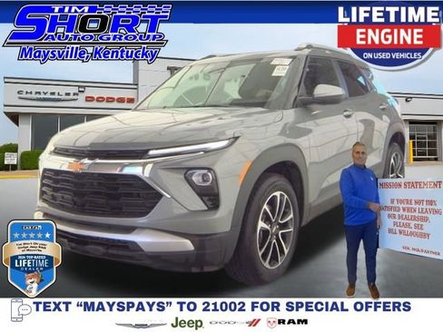 Used 2025 Chevrolet TrailBlazer LT AWD/4WD image 1