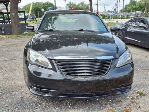 Used 2013 Chrysler 200 Touring w/ S Exterior Appearance Pkg image 2