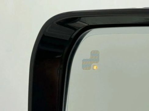 Used 2024 Land Rover Defender 130 S image 10