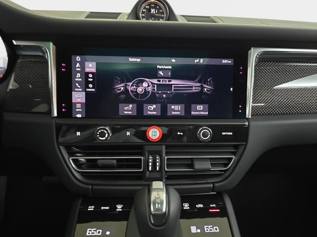 Used 2025 Porsche Macan GTS AWD/4WD image 23