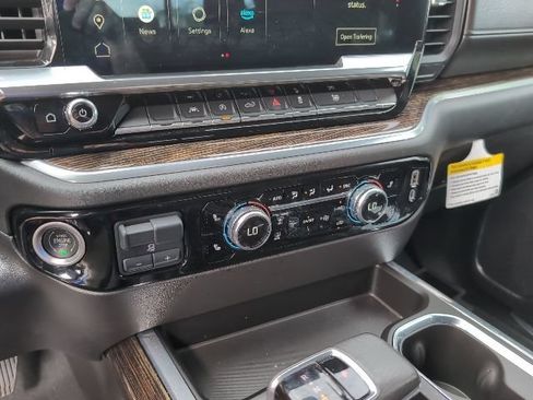 Used 2022 GMC Sierra 1500 Elevation w/ Preferred Package RWD image 20