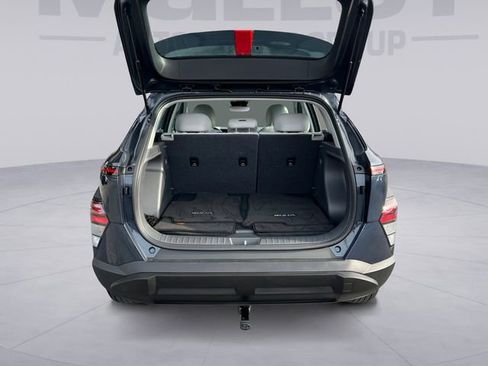 Used 2025 Hyundai Kona SE image 19
