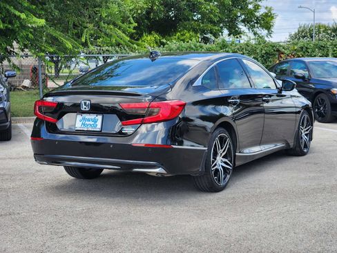 Certified 2021 Honda Accord Touring image 6