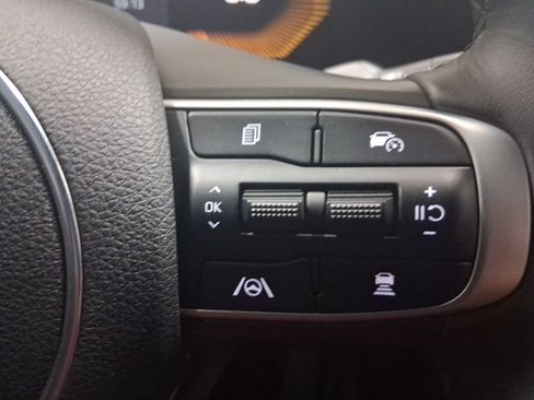 Used 2025 Kia K5 GT-Line w/ GT-Line Premium Package FWD image 23