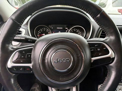 Used 2018 Jeep Compass Latitude w/ Popular Equipment Group AWD/4WD image 14