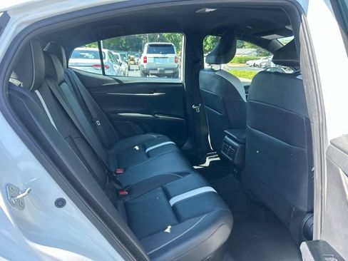 Used 2025 Toyota Camry SE FWD image 16