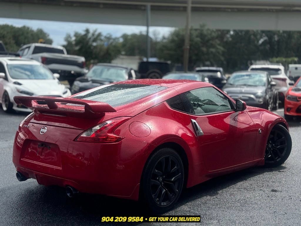 Used 2016 Nissan 370Z Coupe RWD image 7