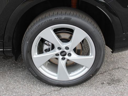 New 2025 Audi Q5 Premium Plus image 34