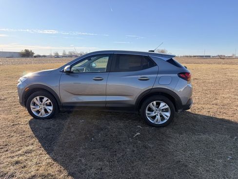 Used 2025 Buick Encore GX Preferred image 8