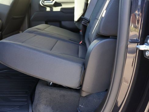 New 2026 GMC Sierra 1500 Elevation w/ LPO, Elevation Black Package image 22