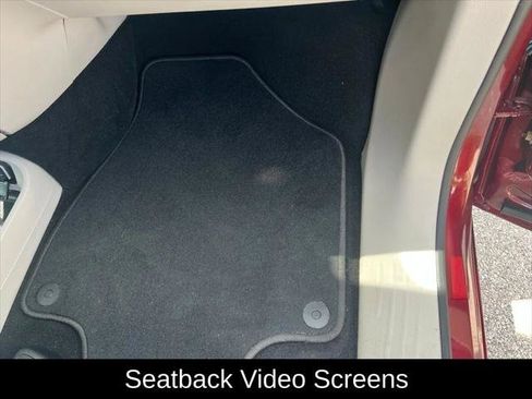 Certified 2021 Chrysler Pacifica Touring-L w/ Uconnect Theater Family Group FWD image 20