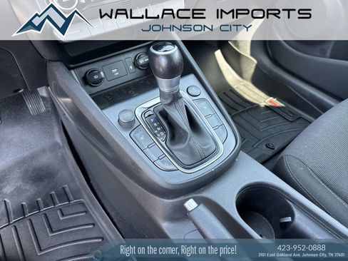 Used 2022 Hyundai Kona SEL w/ Convenience Package AWD/4WD image 19