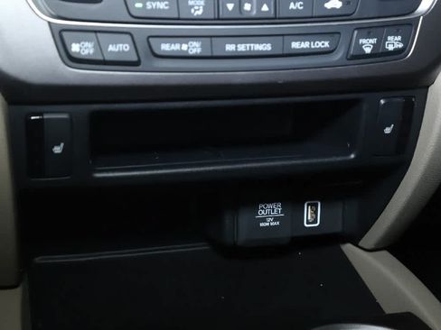 Used 2019 Honda Pilot EX-L image 27