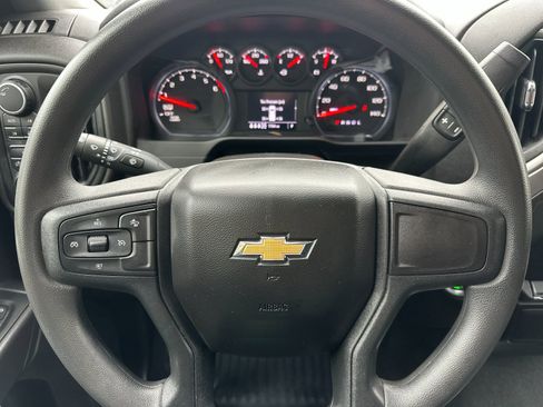 Used 2025 Chevrolet Silverado 1500 Custom image 25
