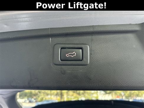 Used 2018 Subaru Outback 3.6R Limited image 44