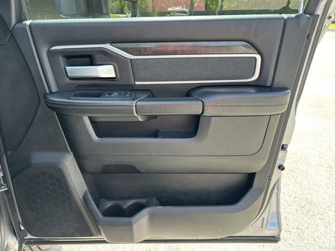 Used 2022 RAM 3500 Big Horn w/ Level B Equipment Group image 39